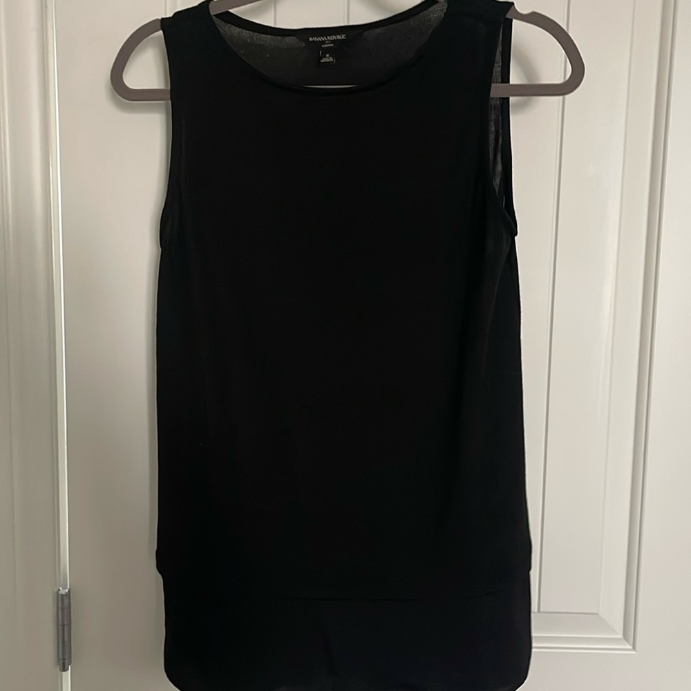 Banana Republic luxespin black tank top size small